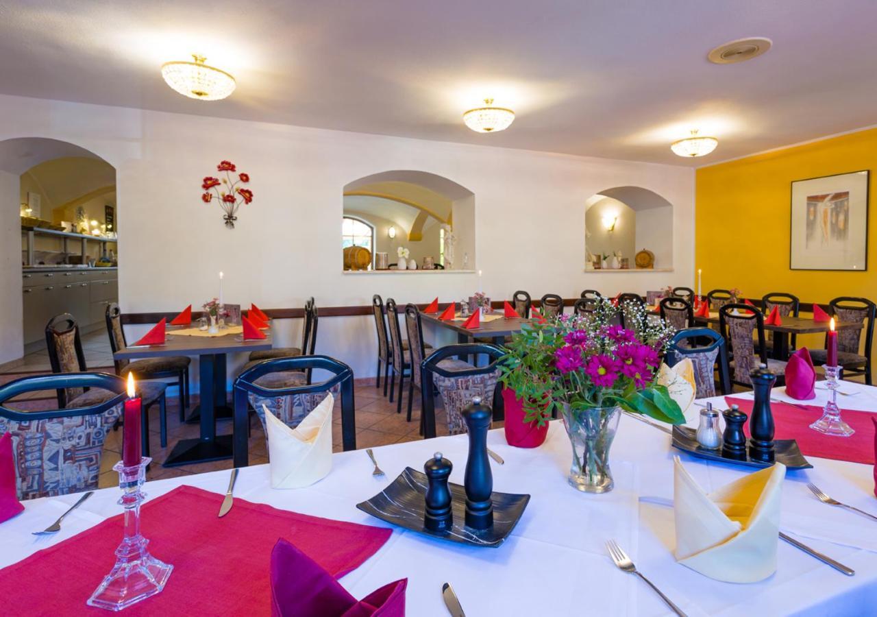 Hotel & Ferienwohnungen Bohlenblick Saalfeld Saale 외부 사진
