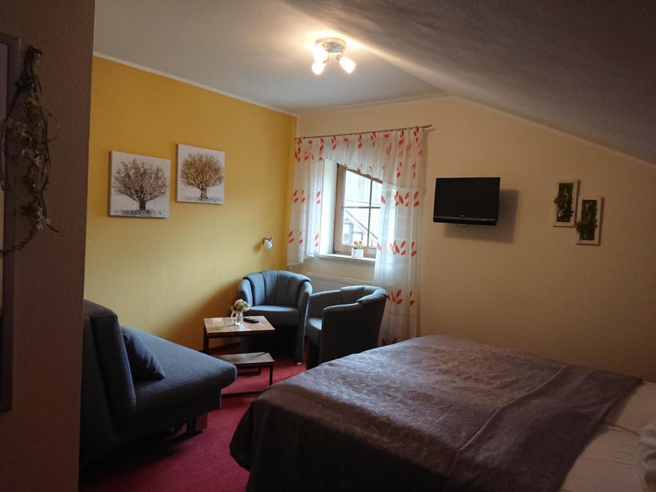 Hotel & Ferienwohnungen Bohlenblick Saalfeld Saale 외부 사진